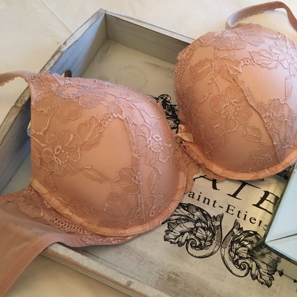 Victoria's Secret Body by Victoria Bra