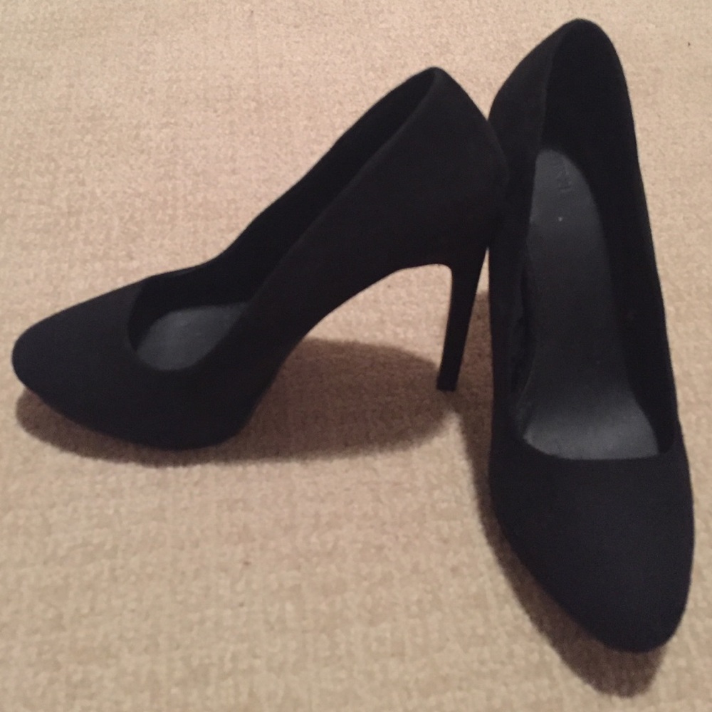 Black heels