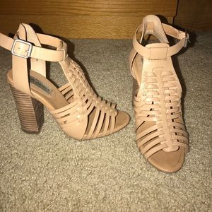 Beige Steve Madden heels