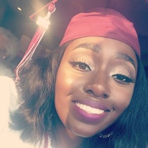 Meet your Posher, Dexzstini