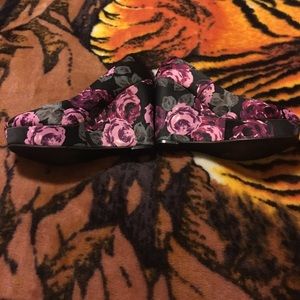 Madden Girl floral wedges 😍🌷💖🌺