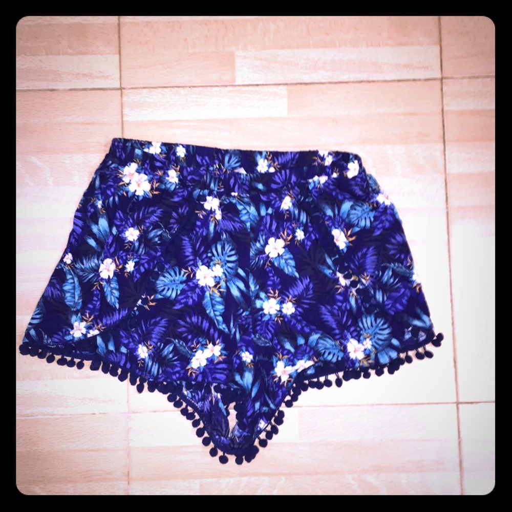 tropical floral print shorts