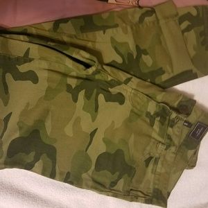 CELEBRITY PINK!!! SKINNYJEANS