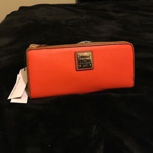 Dooney & Bourke Wallet 🤗❤️🤗