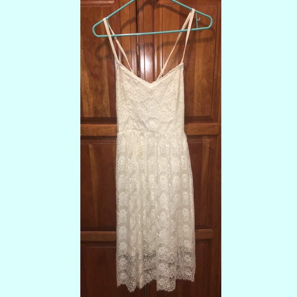 NWT Abercrombie and Fitch Cream Lace Dress
