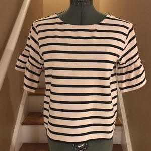 Jcrew stripe top w/ a trendy ruffle sleeve