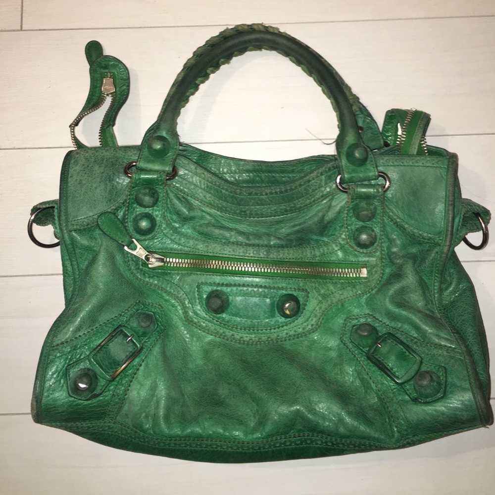 green leather balenciaga city bag purse crossbody