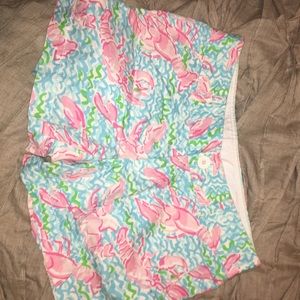 Rare Lilly Pulitzer Lobstah Roll shorts!!!!