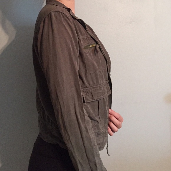 Army green light jacket - Picture 4 of 4