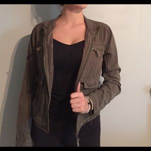 Army green light jacket