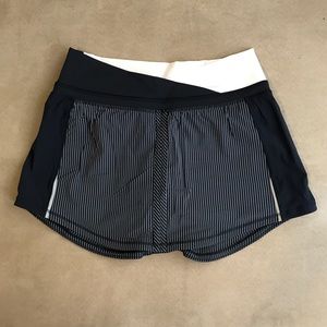 Brand New Lululemon navy stripe running skirt