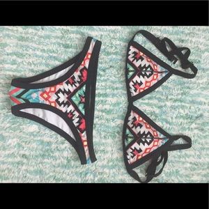 Geometric triangle bikini