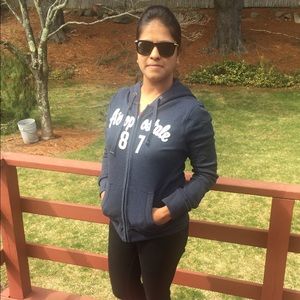 Meet your Posher, Nima