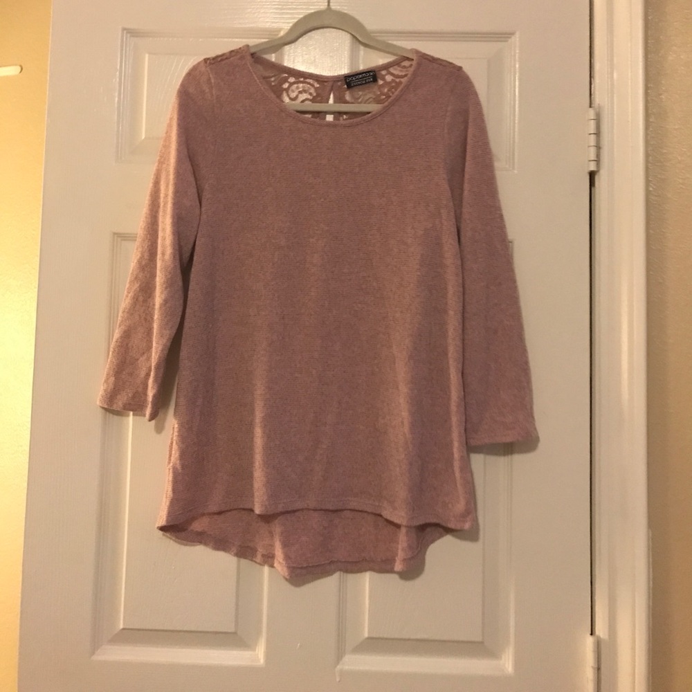 Mauve sweater with lace detail