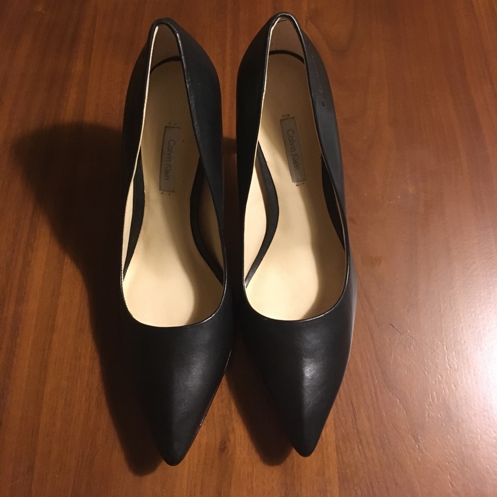 Calvin Klein Heels-black