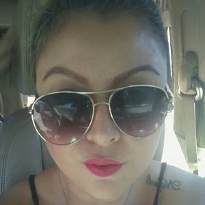 Meet your Posher, Belen