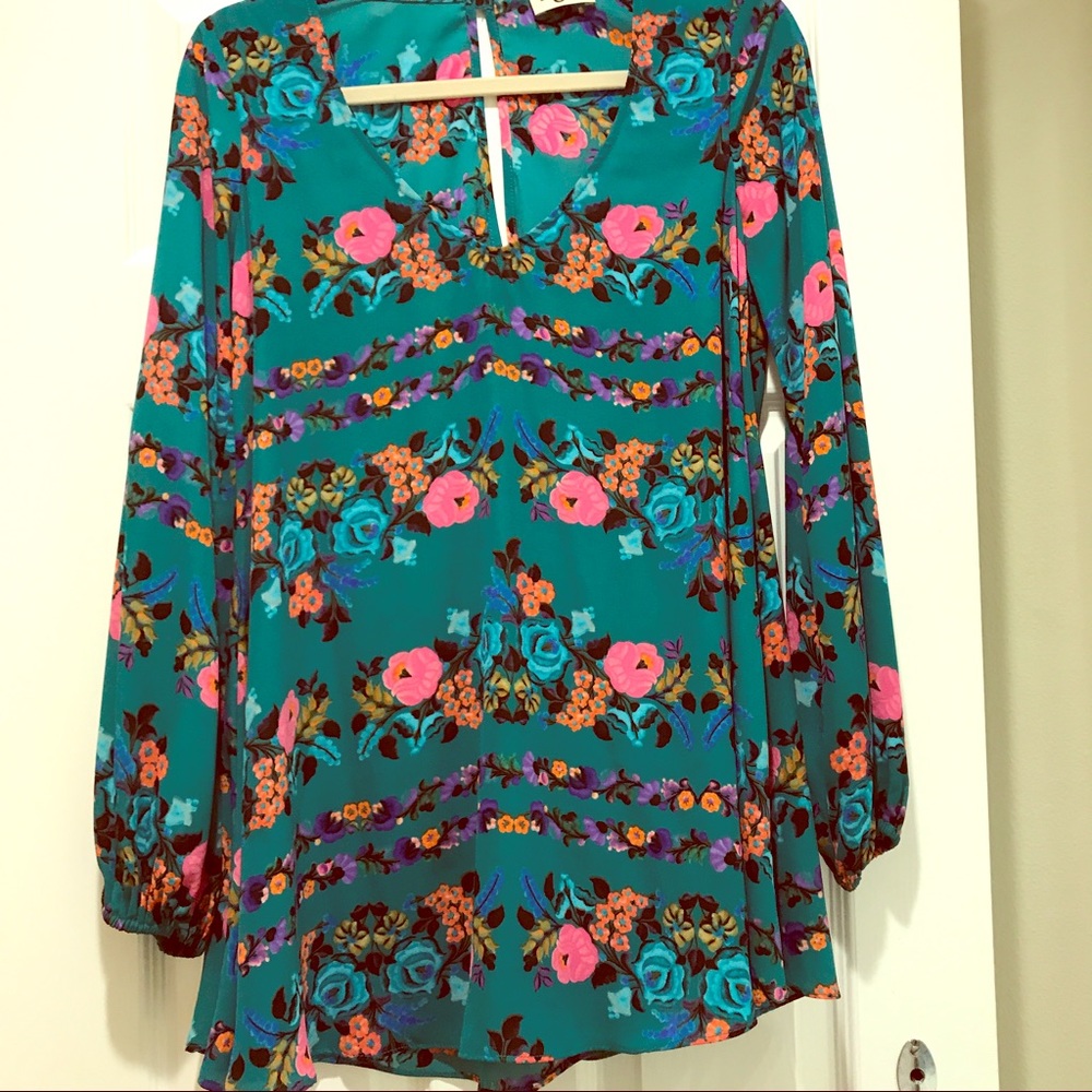 Show me your Mumu Donna Michelle tunic