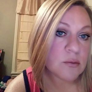 Meet your Posher, Kasie