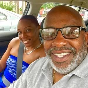 Meet your Posher, Latosha