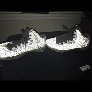 reflective curry 1's, GOOD CONDITION