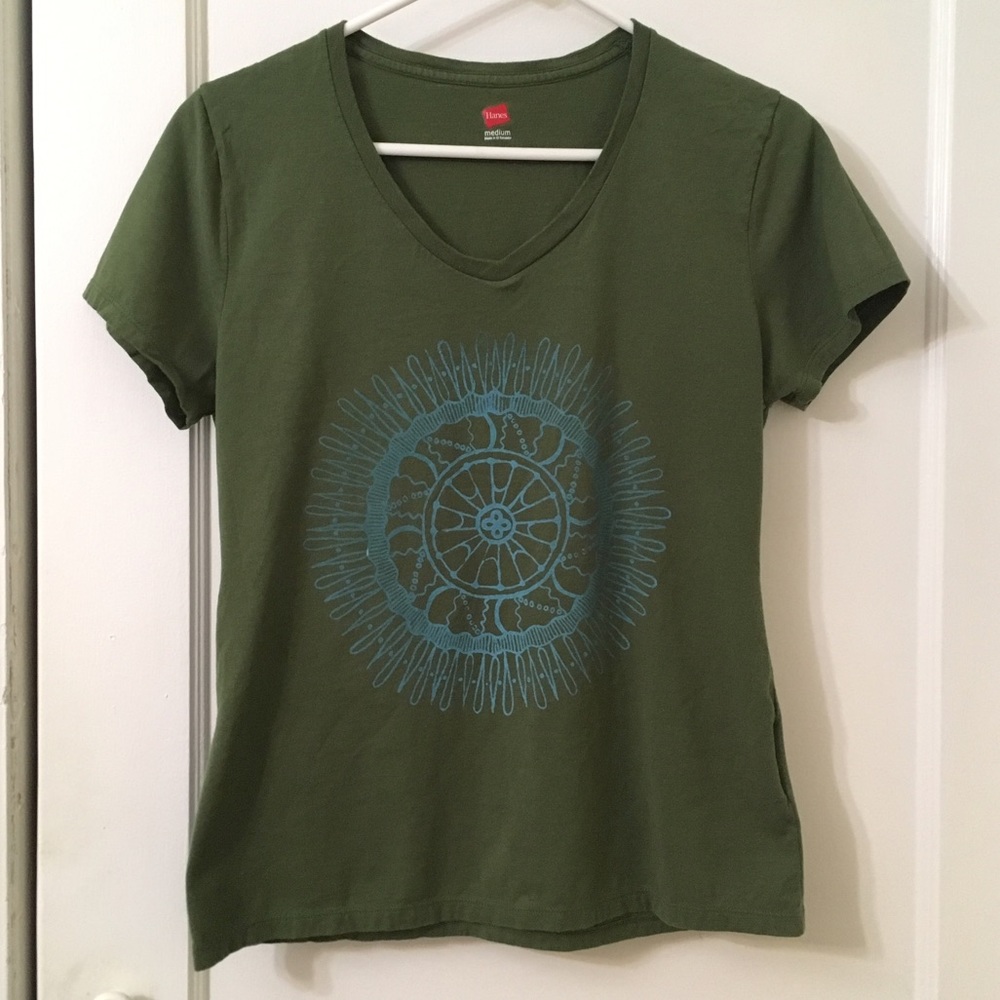 🔸SALE🔸 Silkscreened Mandala T-Shirt