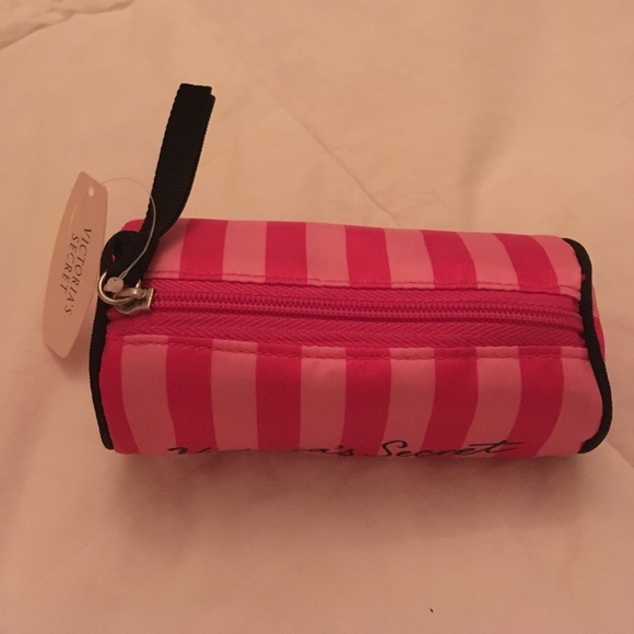 SOLDⓂ️VICTORIA'S SECRET Small Makeup Pouch NWT! - Picture 2 of 2