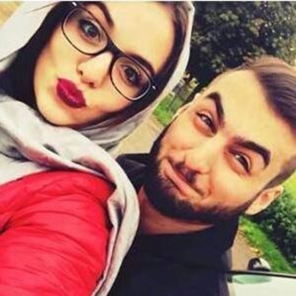 Meet your Posher, Bella