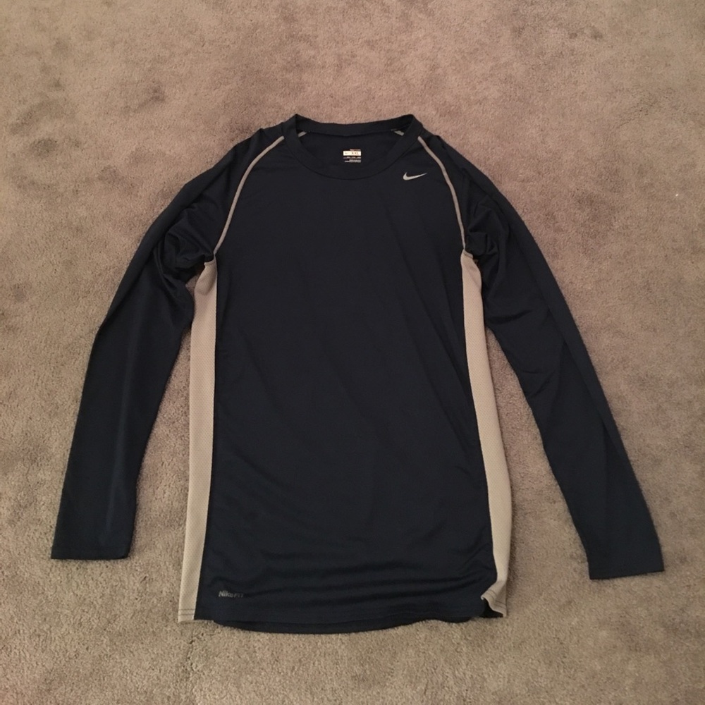 Nike Fit Dry Athletic Long Sleeve Tee