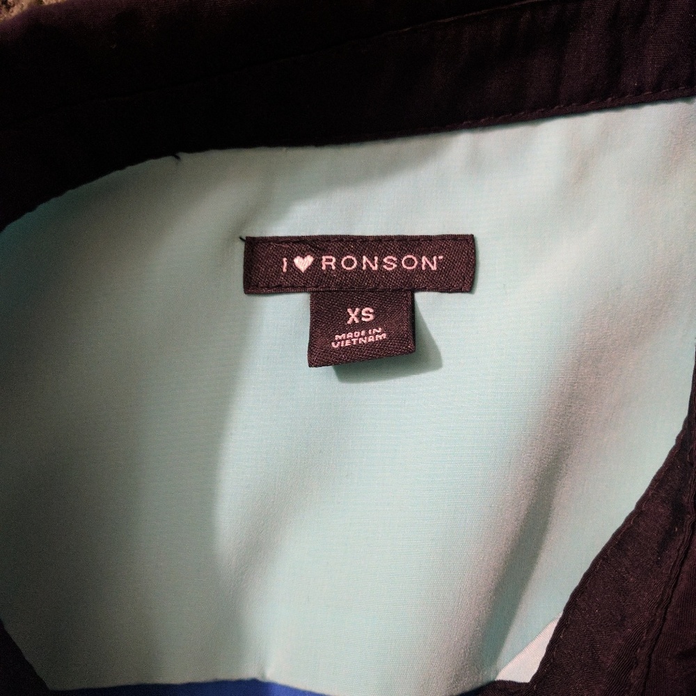 Colorblock button-up dress. - Picture 4 of 5