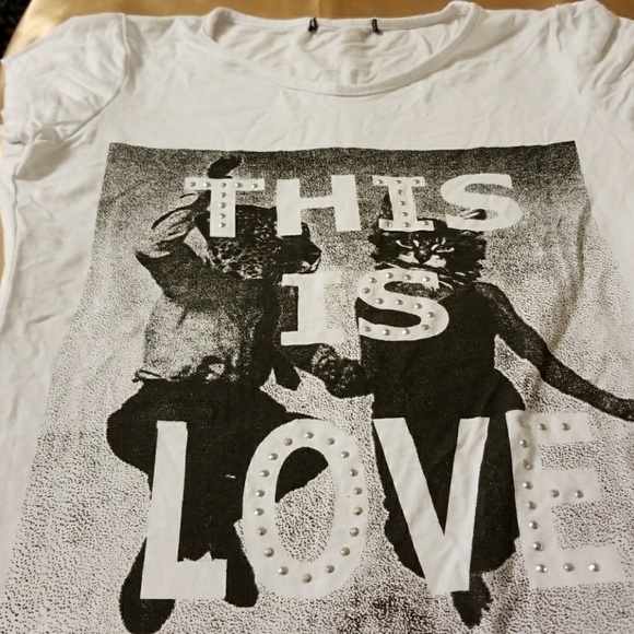 Bundle of 2 shirts size S. - Picture 5 of 8