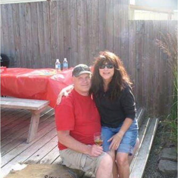 Meet your Posher, Vicki - Picture 1 of 1