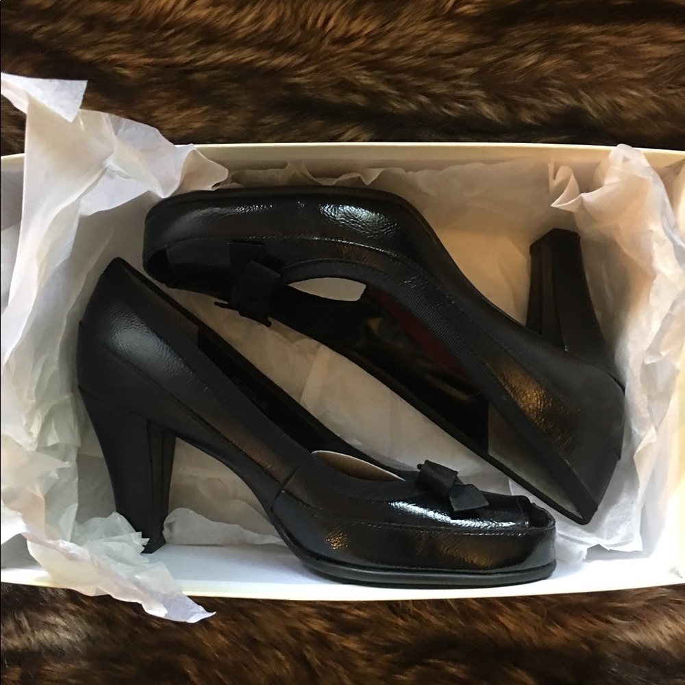 Aerosoles Heel Rest Peep-Toe Pumps Size 9 Black