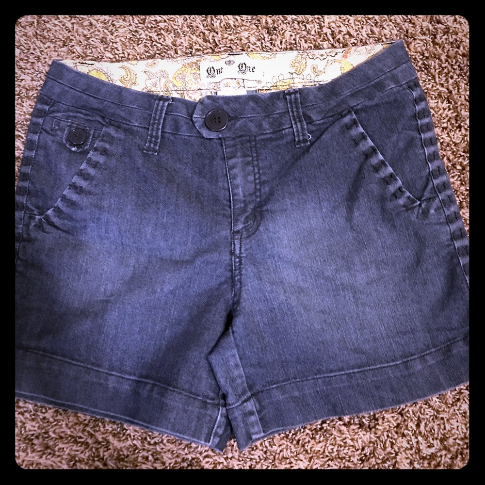 One 5 One size 10 jean shorts.