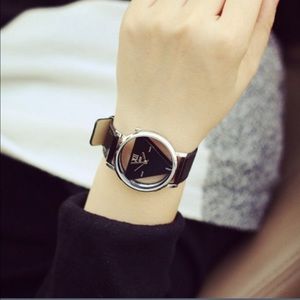 ‼️‼️50% OFF 🐼 | Cutout Modern Style Ring