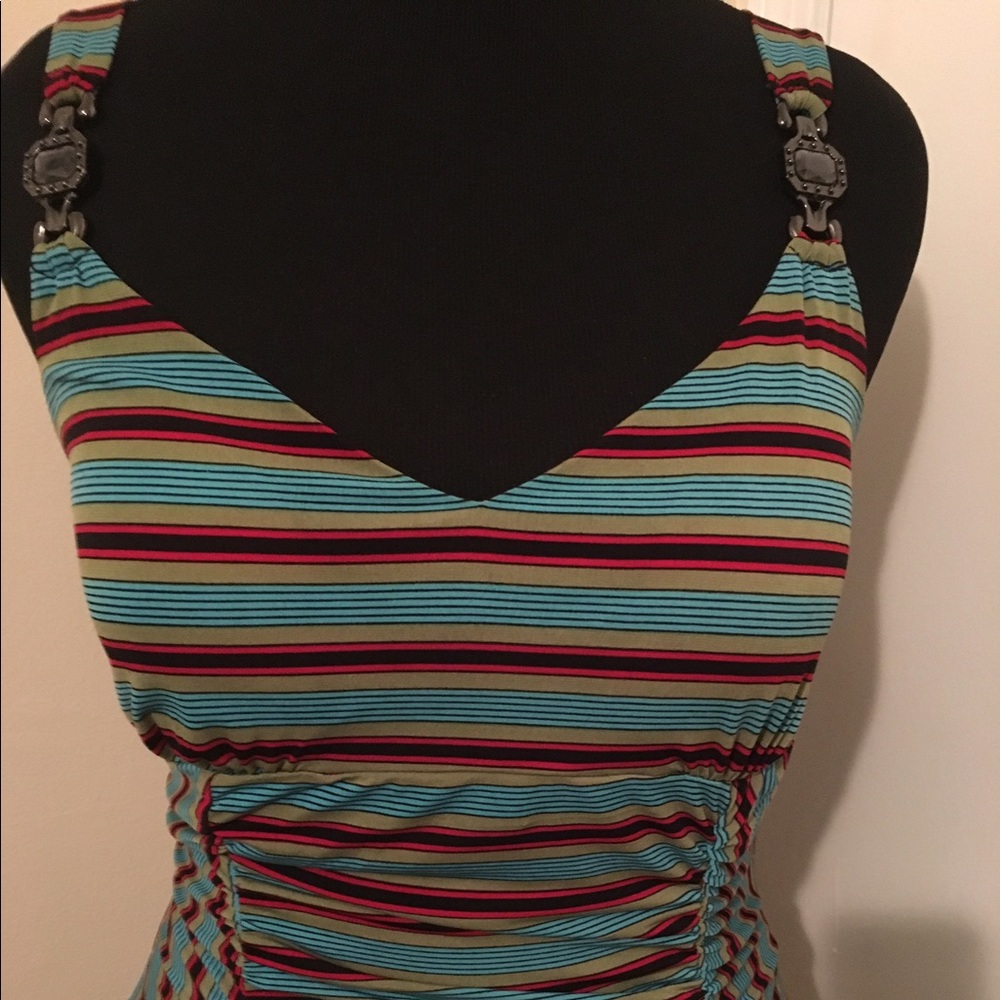 Multicolored v-neck haltertop!