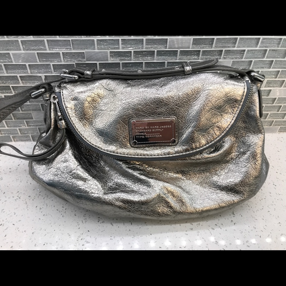 Marc Jacobs Classic Q Natasha Crossbody GUNMETAL