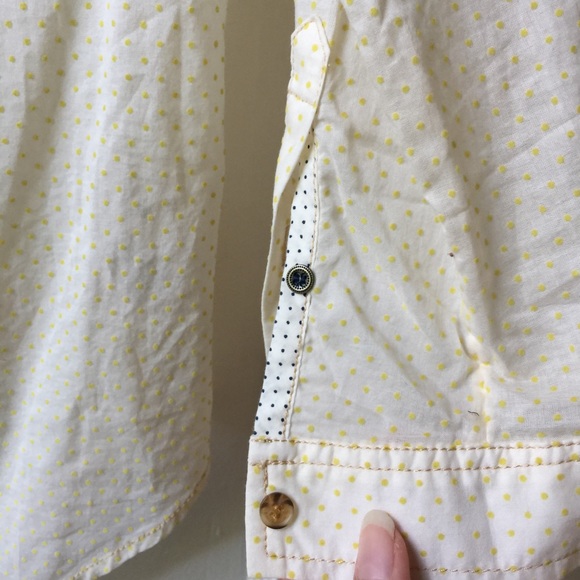 ❌SOLD❌ANTHROPOLOGIE Maeve Dotted Cotton Button Up - Picture 4 of 6