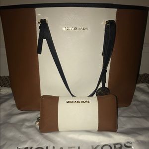 Michael Kors handbag & wallet set