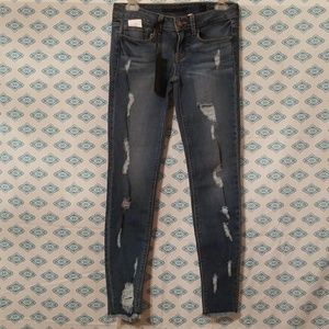 NWT sneak peek black label jeans