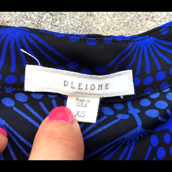Pleione Split Neck Blouse- Bold & Beautiful! - Picture 5 of 7