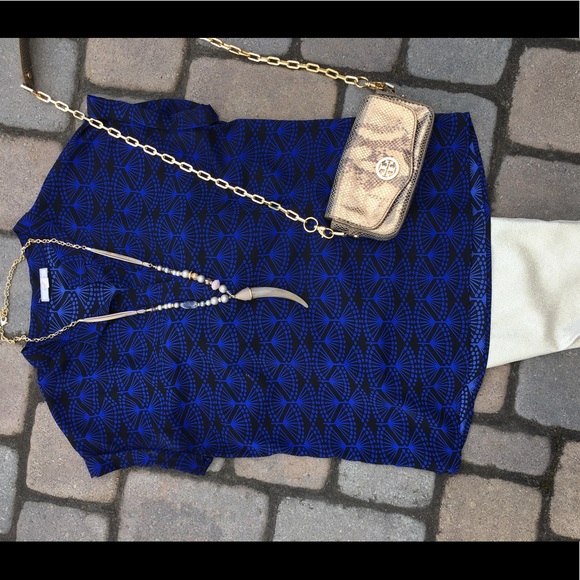 Pleione Split Neck Blouse- Bold & Beautiful! - Picture 4 of 7