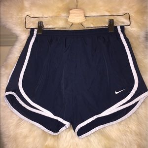 NAVY BLUE (not black) Nike shorts.