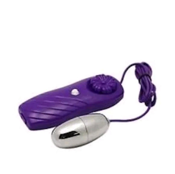 SOLD! Passion Parties Bullet (Purple)- Brand New - Picture 1 of 4