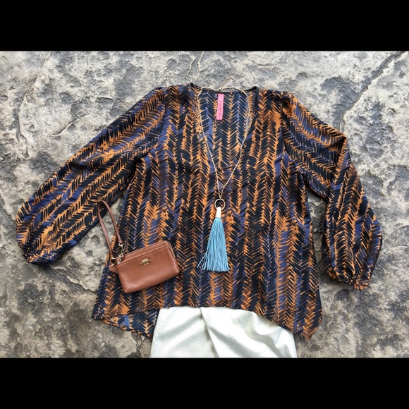 Lightweight Blouse! - Picture 3 of 4