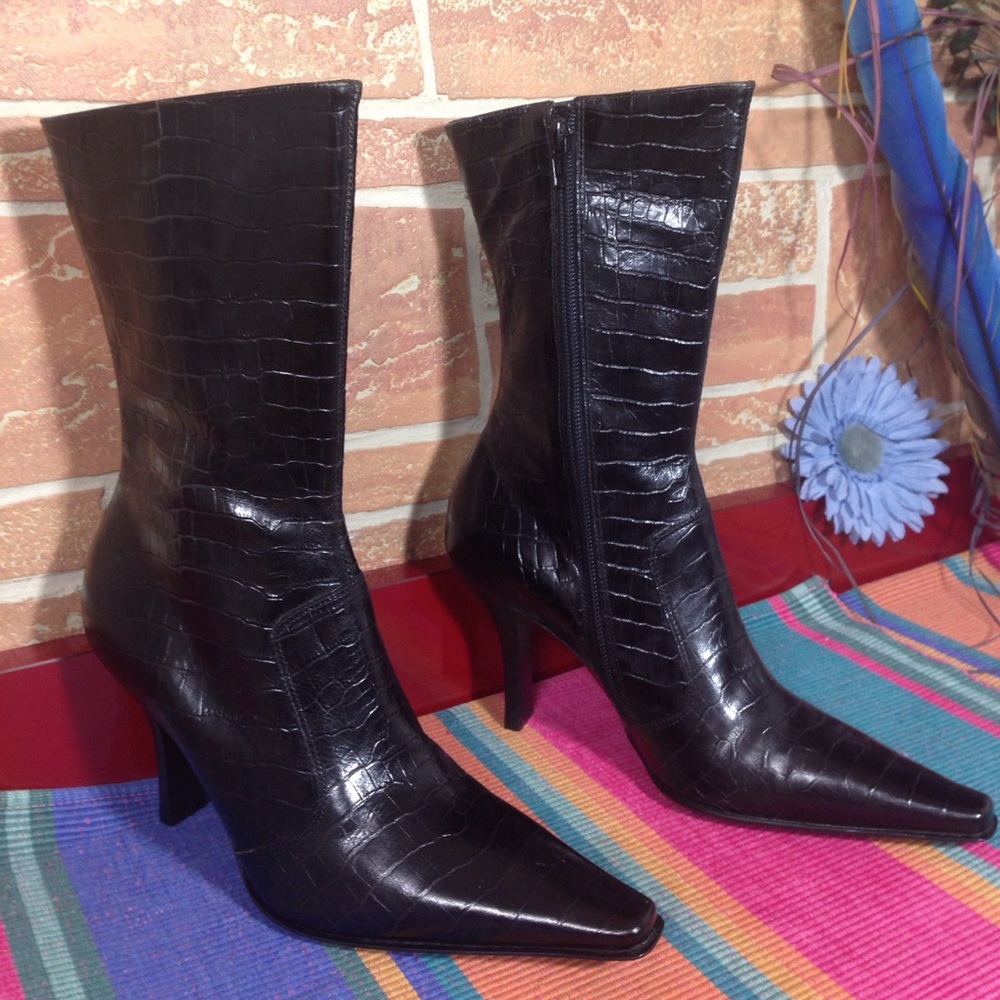 Kenneth Cole New York SEEM UP II, mid calf boots.
