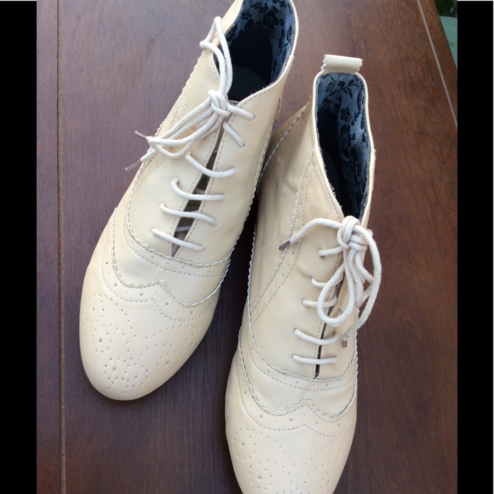 Bumper Women ankle boots. No BOX.