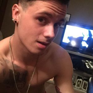 Meet your Posher, Brandon