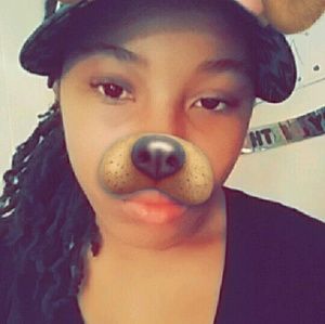 Meet your Posher, Nyla