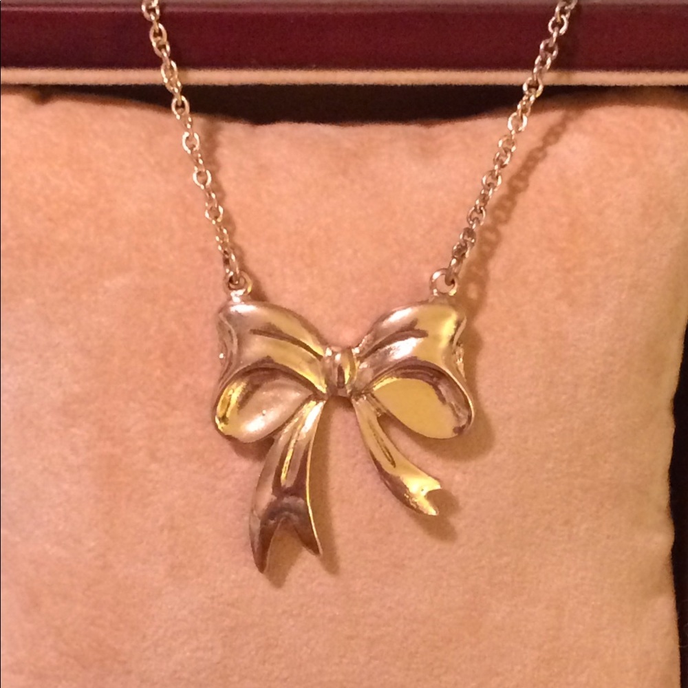 Gold Bow Necklace
