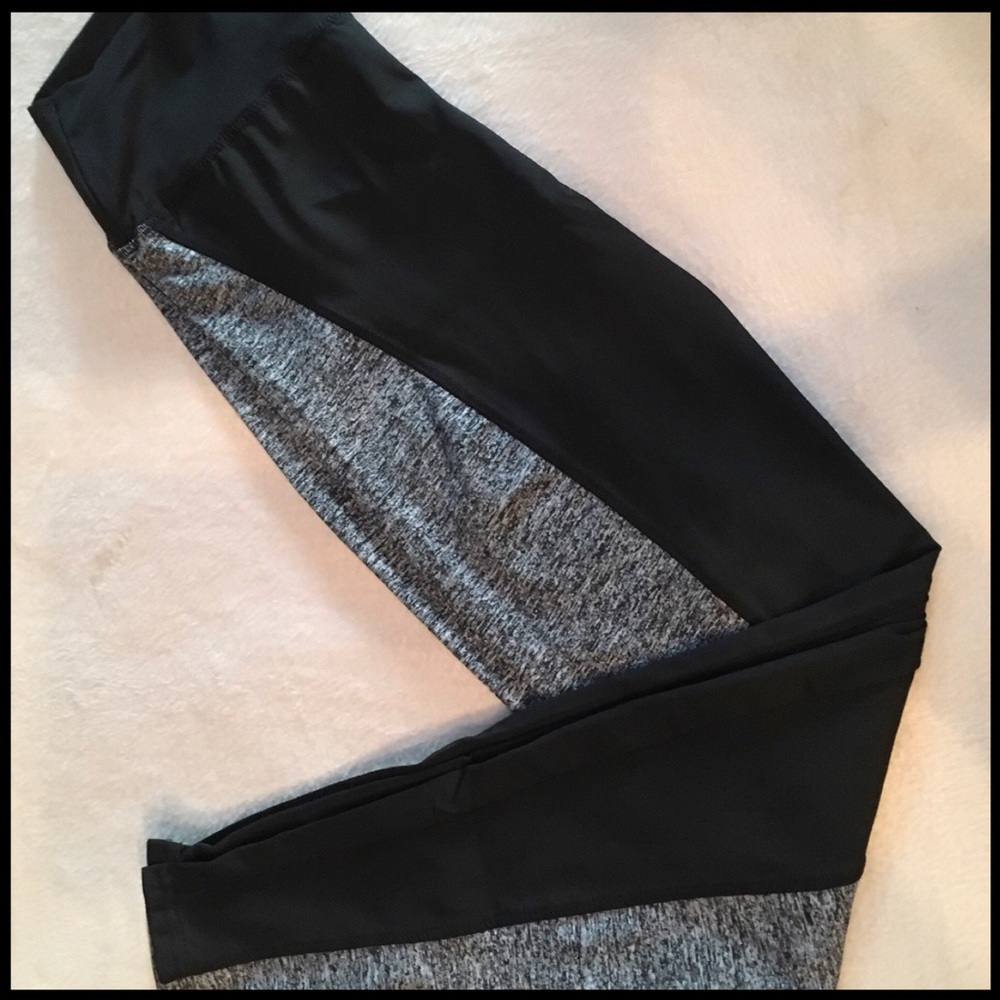Workout Legging - Picture 4 of 5